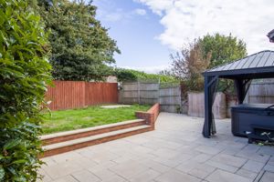 Photo 30- click for photo gallery